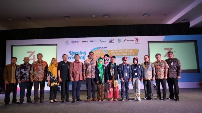 Sinergi BUMN Berangkatkan Puluhan Siswa Ke Jawa Timur & Gorontalo 1