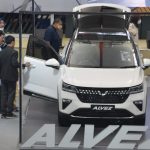Alvez-Compact-SUV-Terbaru-dari-Wuling-Menyapa-Masyarakat-Kota-Palembang