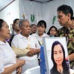 Menkes-Berbelasungkawa-ke-Keluarga-Mendiang-dr.-Mawar-di-Makassar