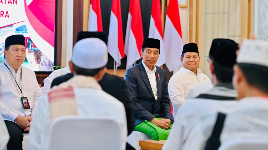 Presiden Jokowi Gelar Pertemuan dengan Tokoh Agama dan Tokoh Adat Kalimantan Selatan 1